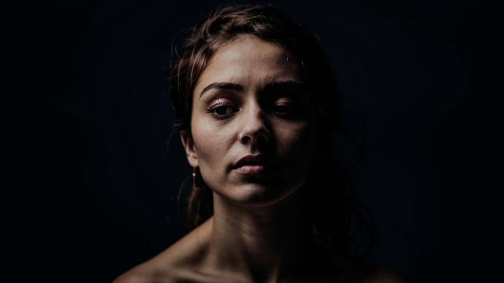 Внутренний голос: как найти гармонию с собой и избавиться от самокритики